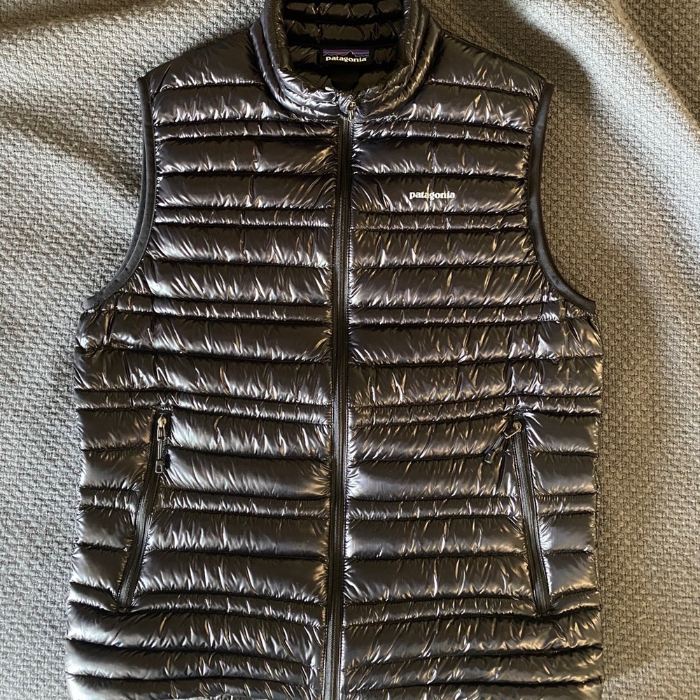 Patagonia Ultralight Down Vest (Never Worn)